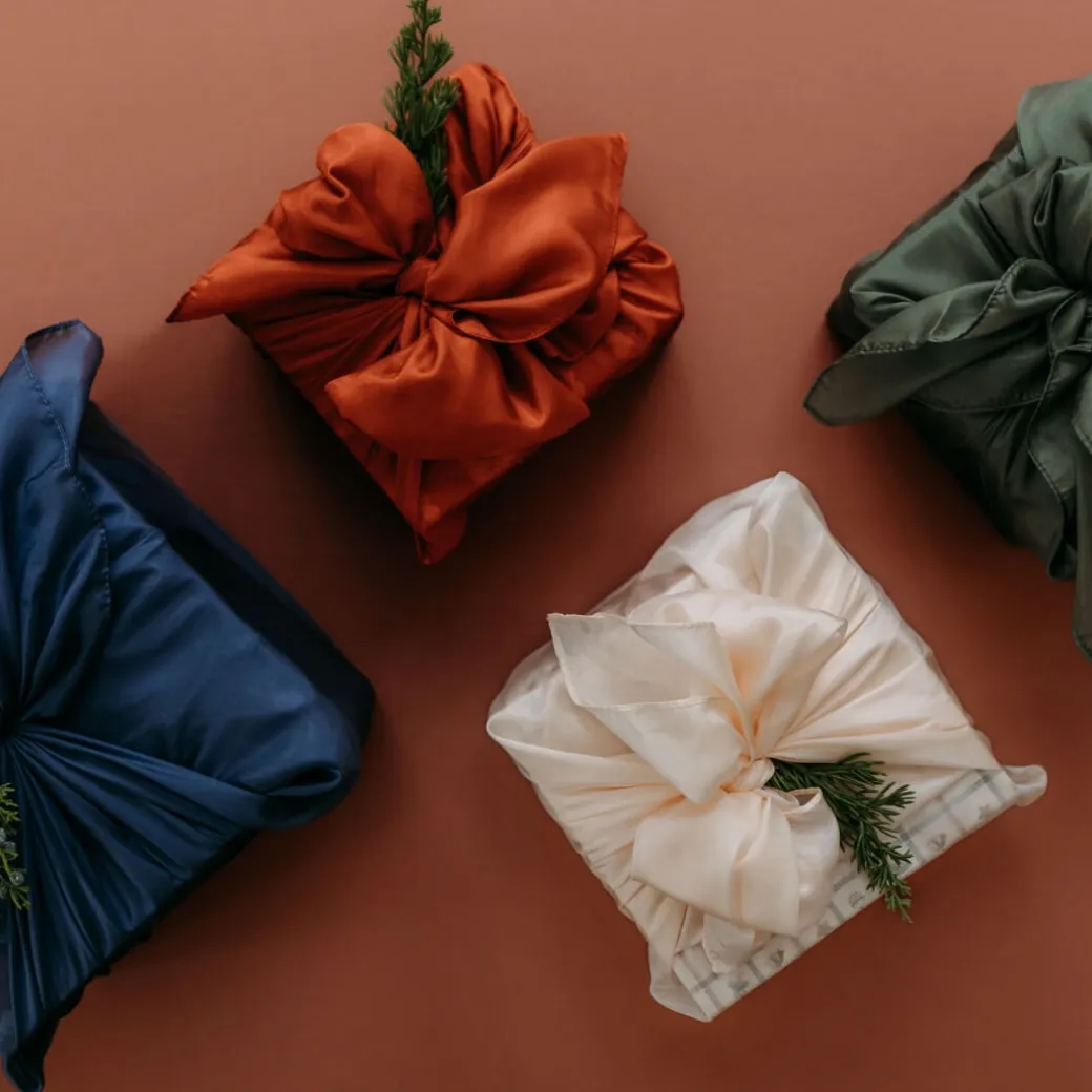 Bella Luna Holiday Playsilks