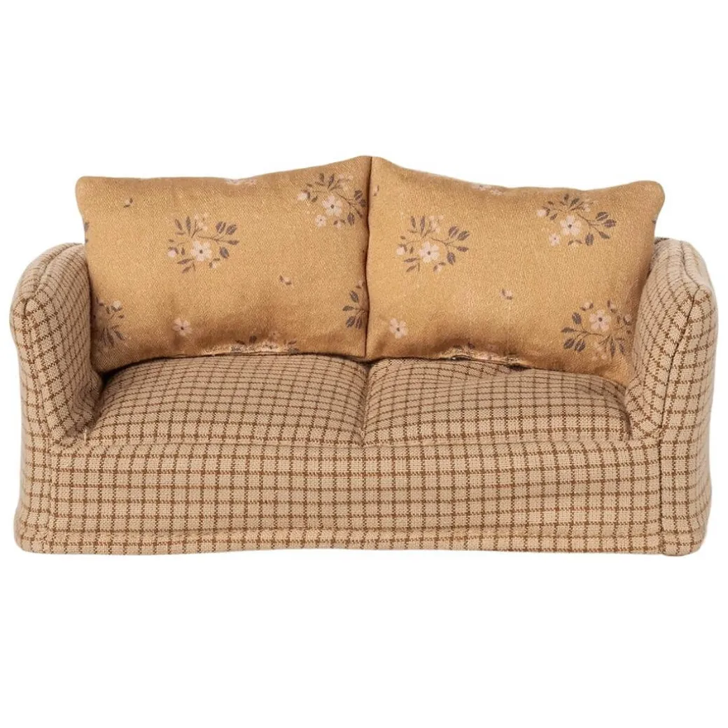 Mouse-Sized Couch - Mable