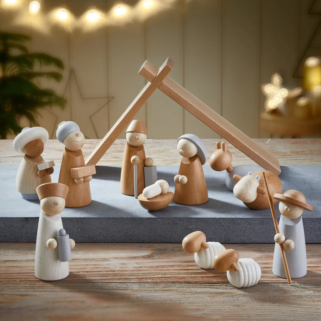 Natural Wood Nativity Set