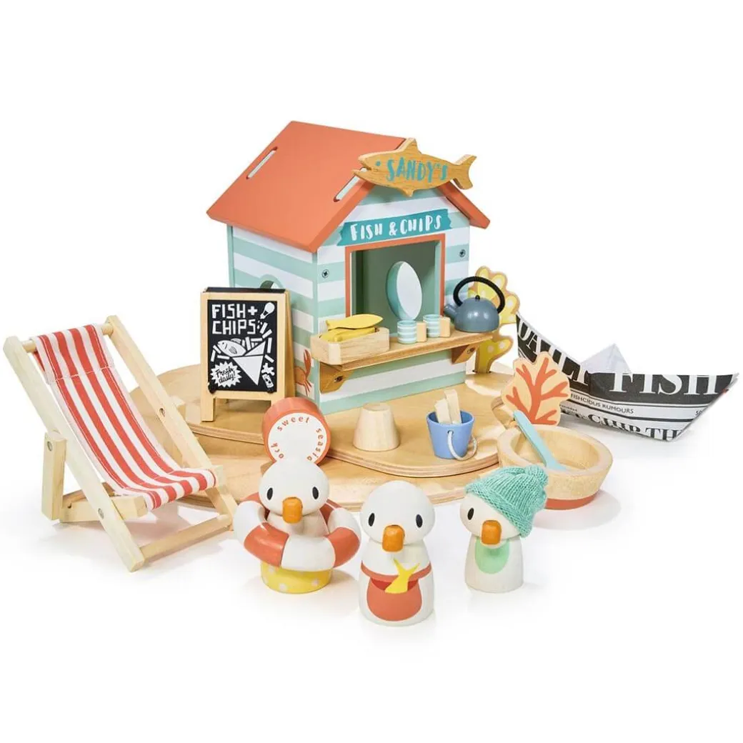 Sandy's Wooden Beach Hut