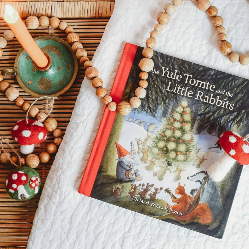 The Yule Tomte and the Little Rabbits