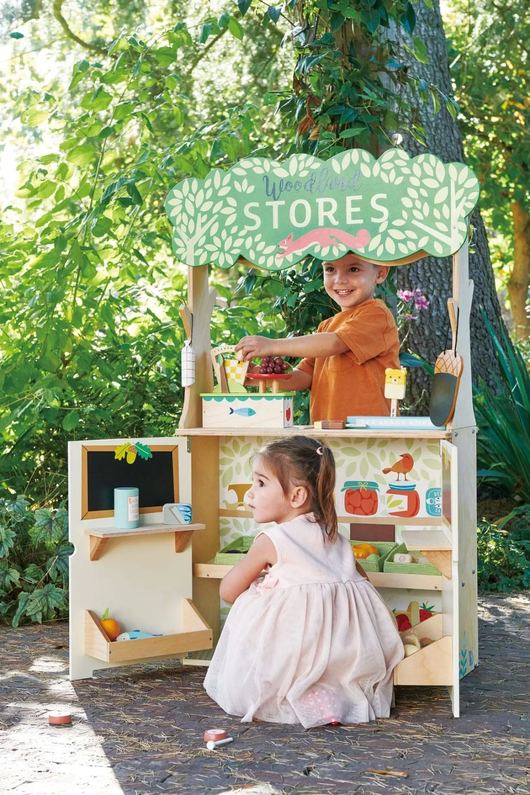 Woodland Stores and Theater